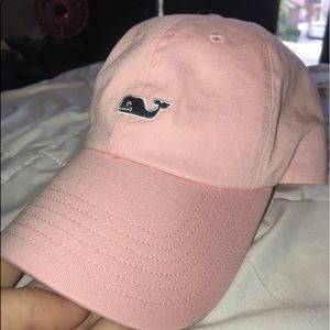 Women’s vineyard vines hat